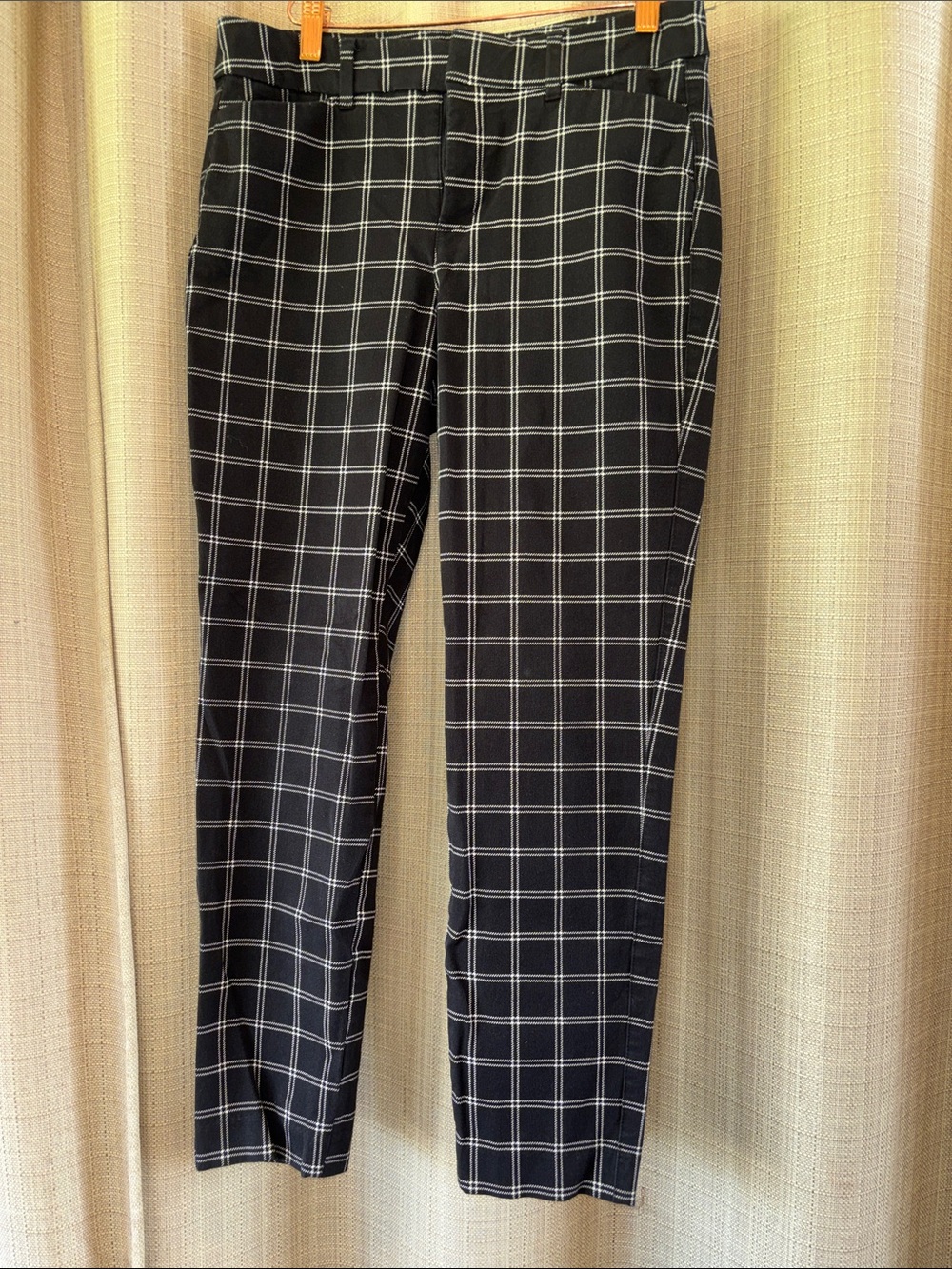 Old Navy Black and White Windowpane Plaid Cropped PIXIE Dress Pants